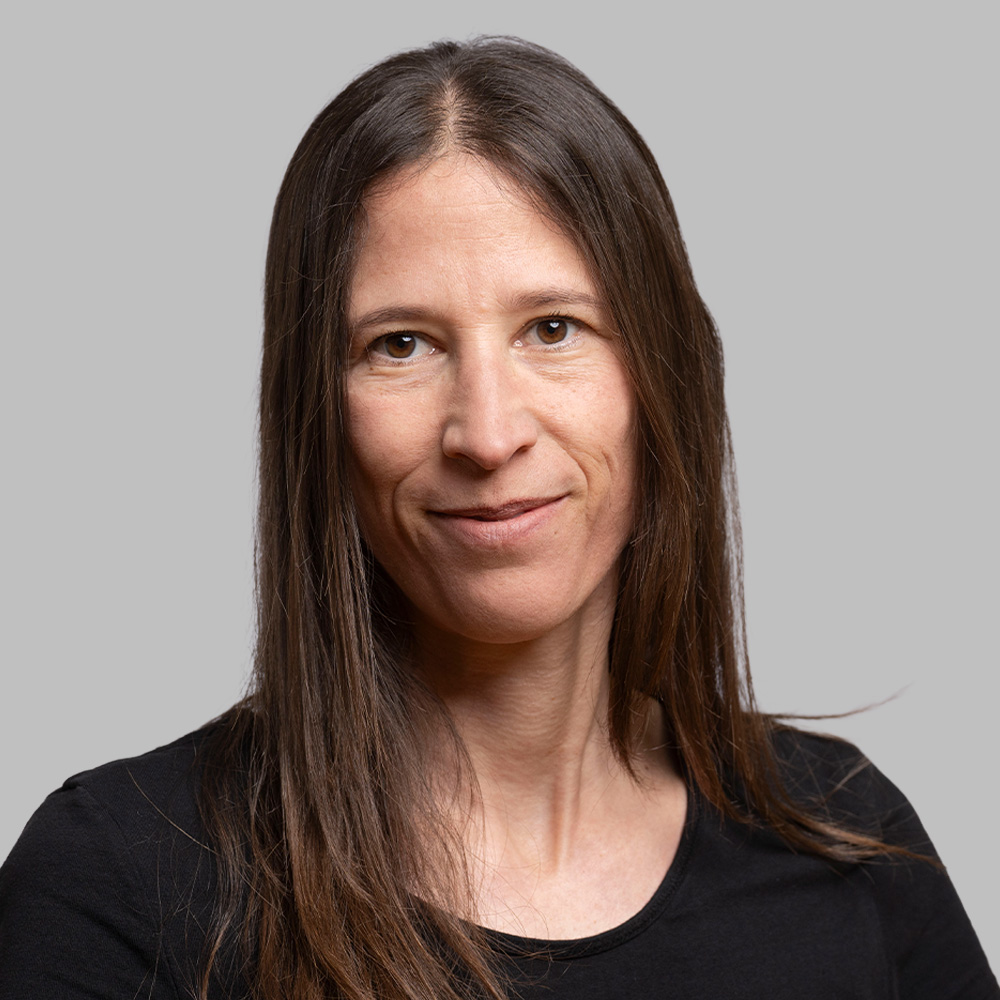 Porträtbild von Helen Jindra